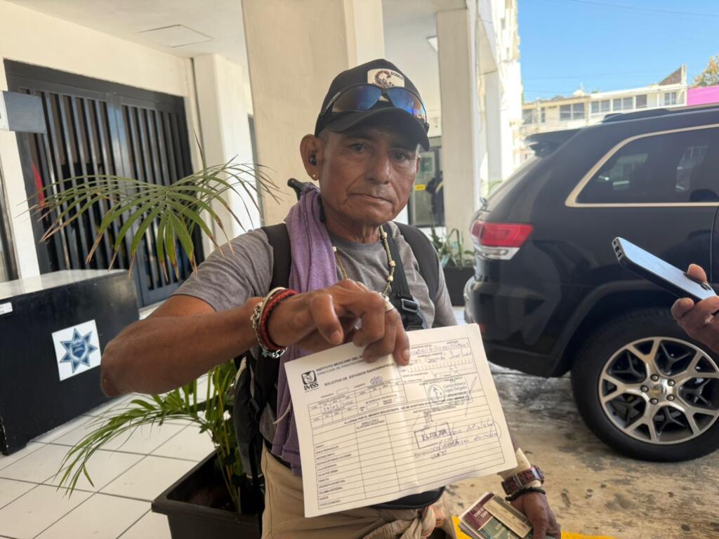 *Lo arrollaron frente a la base de la policía estatal en Coatzacoalcos, los elementos en lugar de ayudarlo, le pidieron que marcara al 911*