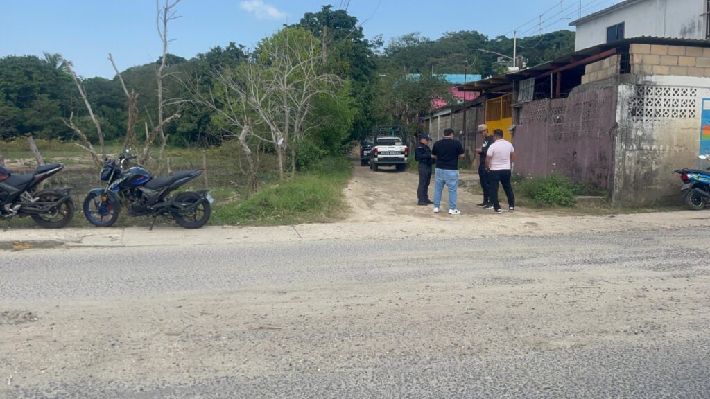 *Localizan en avanzado de descomposición a un hombre en una cuartería de Nanchital*