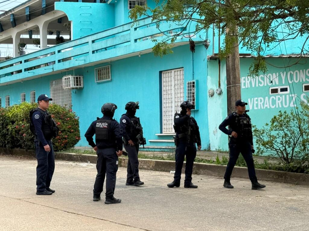 Intento de privación de la libertad de empresario contratista en el fraccionamiento Rincón del Bosque en Acayucan.