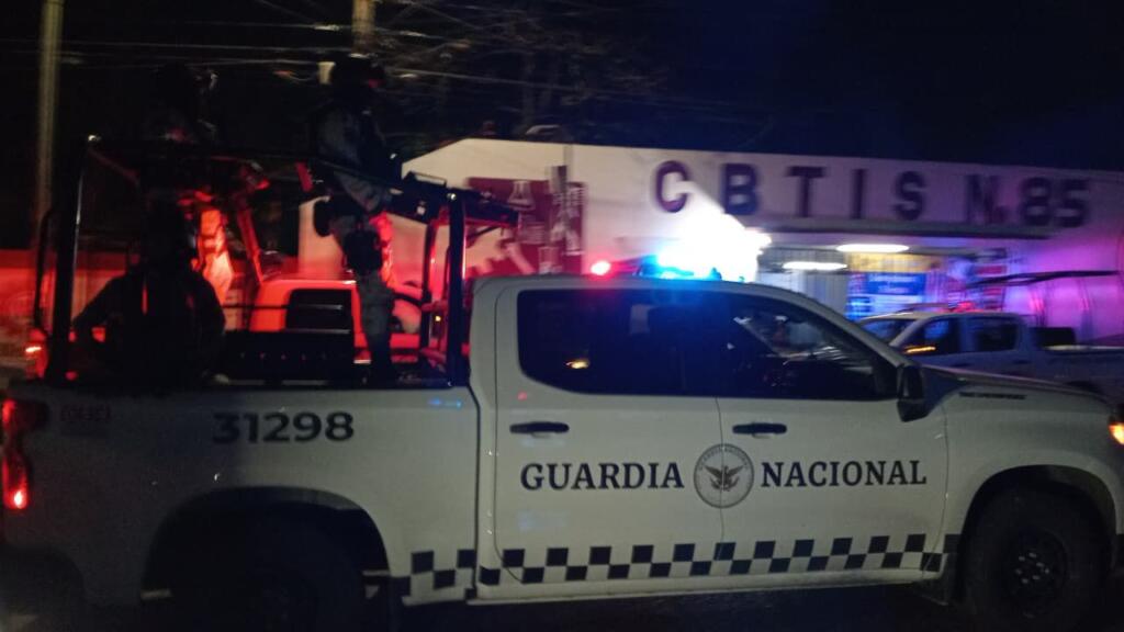 *Lanzan bombas molotov contra el CBTIS 85 de Coatzacoalcos*