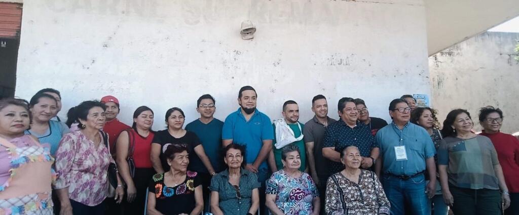 Protesta nueva mesa directiva del Mercado Santa Clara