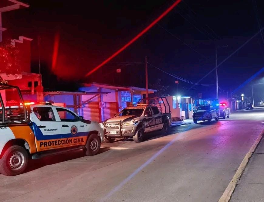 Rápida respuesta de cuerpos de emergencia evita mayores afectaciones en Coacotla; esto sabemos