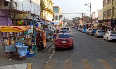 Vendedores permanecerán en la calle Iturbide tras acuerdo con autoridades