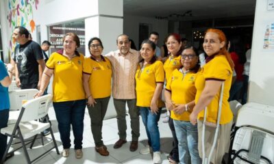 Guillermo Reyes Espronceda asiste a plática astronómica en la Biblioteca Municipal