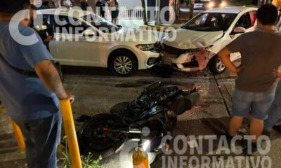 (+VIDEO) Motocicleta impacta auto y desata carambola con otro vehículo en Minatitlán, Ver.