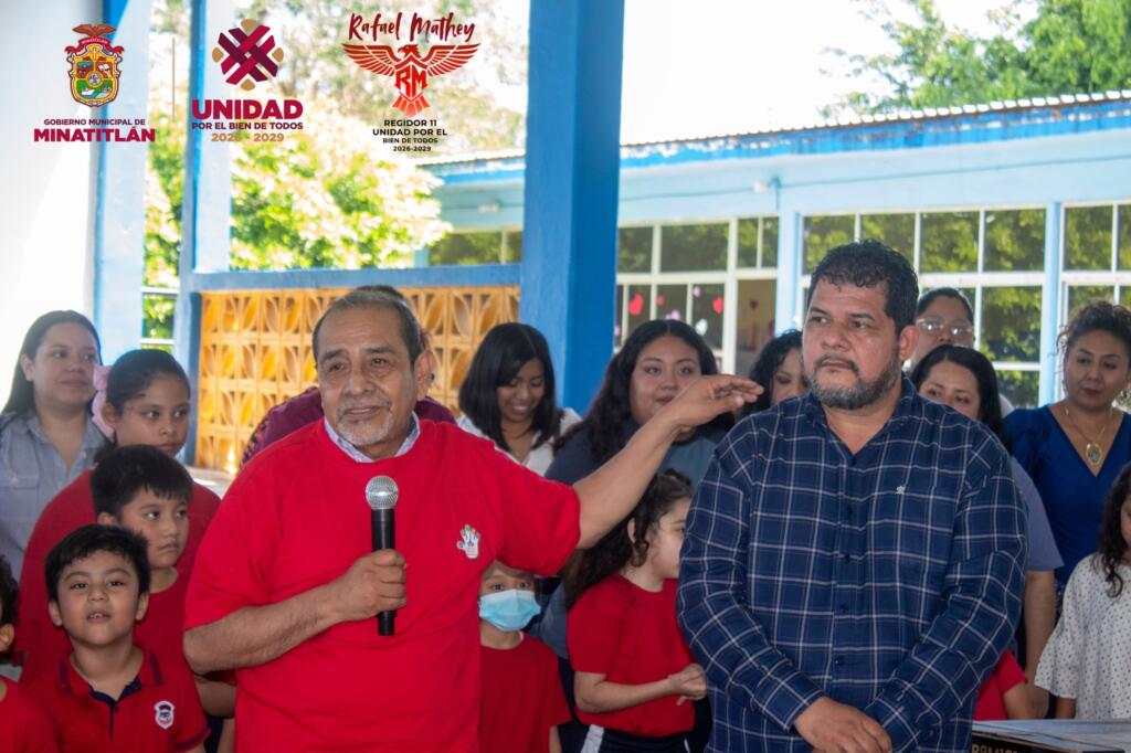 Regidor Décimo Primero Rafael Mathey Maldonado participa en visita a primaria y respalda acciones en favor de la educación