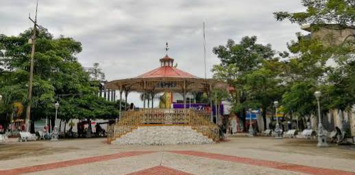 Analizan reordenar puestos de la calle Iturbide al parque Independencia