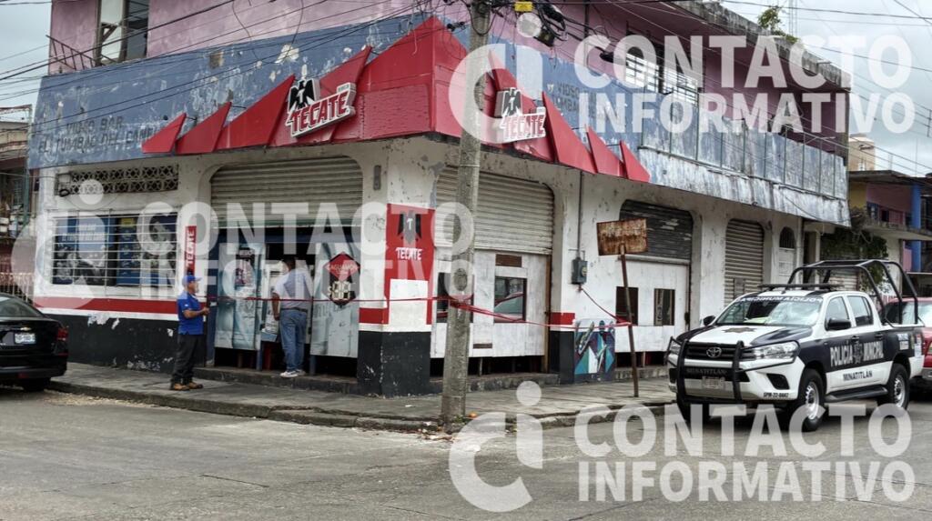 Se desploma en bar y muere al instante en el Playón Sur