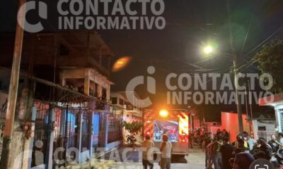 (+Vídeo) Incendio en vivienda moviliza a cuerpos de emergencia en Minatitlán; no hubo lesionados