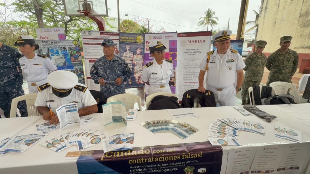 Desde Coatzacoalcos se siguen integrando jóvenes a la Secretaría de Marina, buscan defender a su patria y a su familia, así como tener estabilidad económica