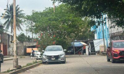 Vecinos exigen liberar la calle Roma en Nueva Mina; comerciantes llevan casi cuatro años ocupando la vialidad