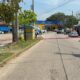 *Se enfrentan policías municipales con delincuentes en Coatzacoalcos, los sujetos armados intentaban ejecutar a una persona, pero se toparon con los elementos*