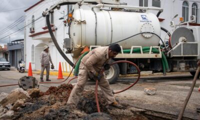 Gobierno Municipal continúa mantenimiento en la red de drenaje sanitario