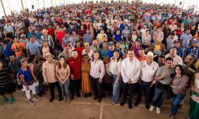 Rocío Nahle entrega tarjetas de BIENPESCA a la zona sur