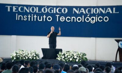 Un éxito la presentación del conferencista internacional Juan Pablo Escobar en Cosoleacaque
