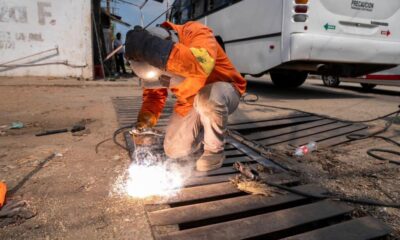 Gobierno Municipal realiza instalación de trinchera pluvial en Playón Sur