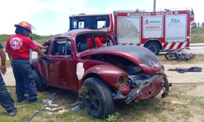 Ebrio provoca aparatoso accidente y deja cuatro lesionados en el malecón de Coatzacoalcos