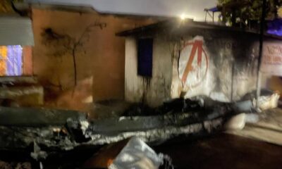 Voraz incendio consume lancha y bodega en Villa Allende