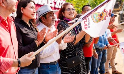 Guillermo Reyes Espronceda da banderazo de inicio al mantenimiento de caminos rurales