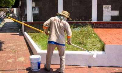 Gobierno de Minatitlán realiza mantenimiento a espacios públicos