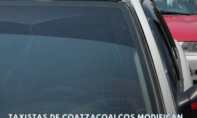 *Taxistas de Coatzacoalcos modifican horarios para dar servicio, traen sus termos de agua para evitar golpes de calor*