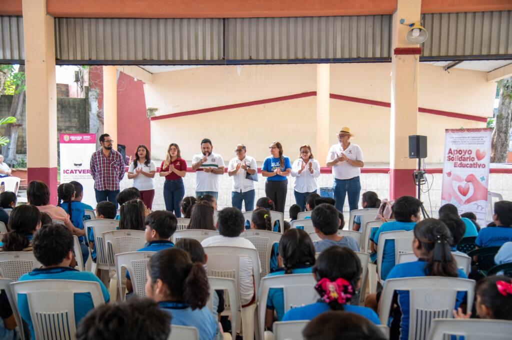 Ayuntamiento de Coatzacoalcos lleva Programa de Apoyo Solidario Educativo a primaria “16 de Septiembre”