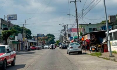 Dueño sorprende a presuntos ladrones y evita el robo de su motocicleta en Minatitlán