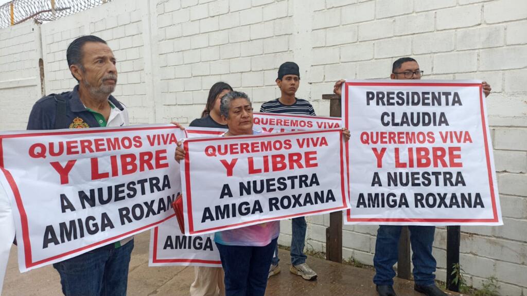 Madre de Roxana Berenice pide no detener la búsqueda de la directora de Pulso Informativo del Sureste