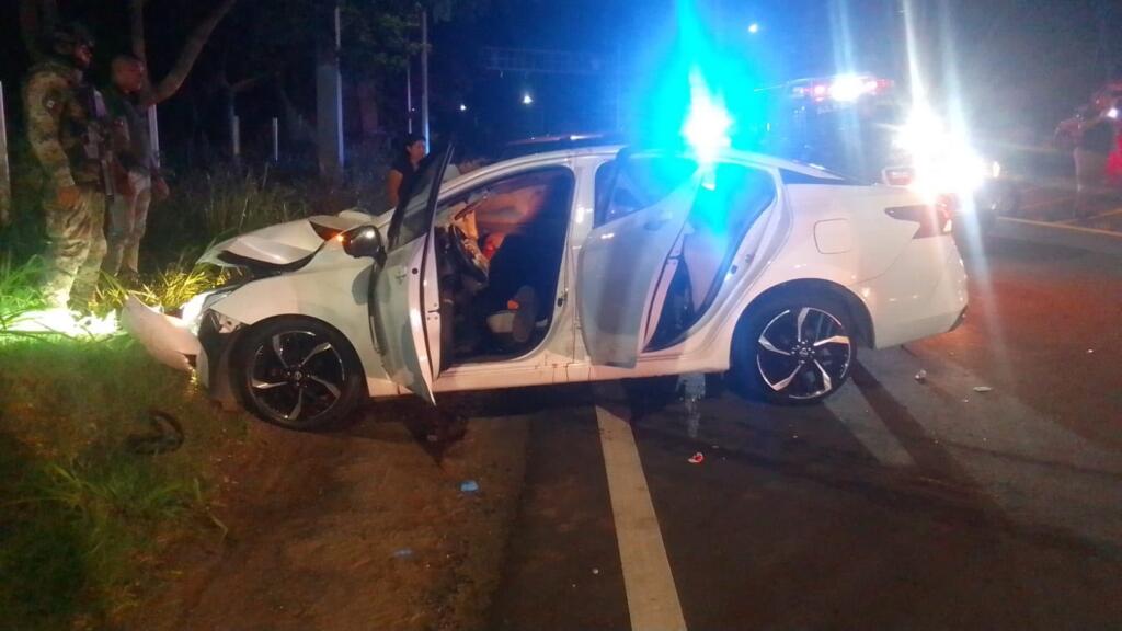 Tres lesionados en aparatoso accidente en la salida de Lomas de Barrillas