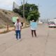 Protestan trabajadores de obra del Tren Interoceánico; bloquean acceso a oficinas en Coatzacoalcos