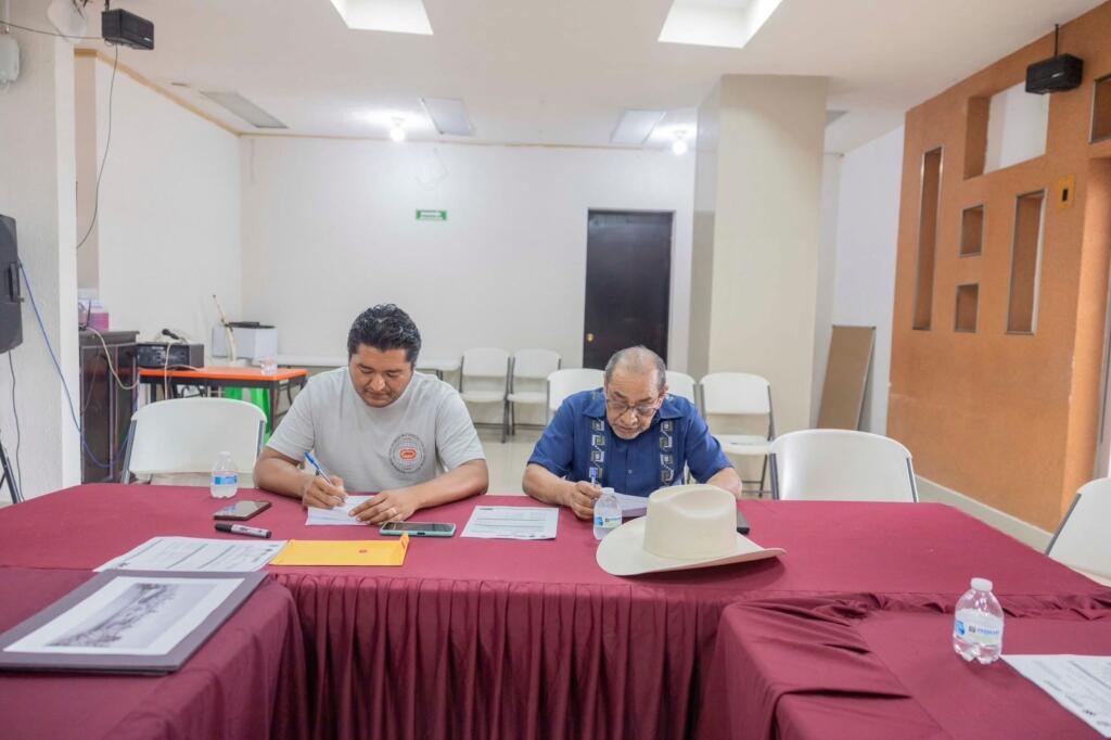 Aprueba Consejo Municipal de la Crónica el Calendario Cívico de Minatitlán