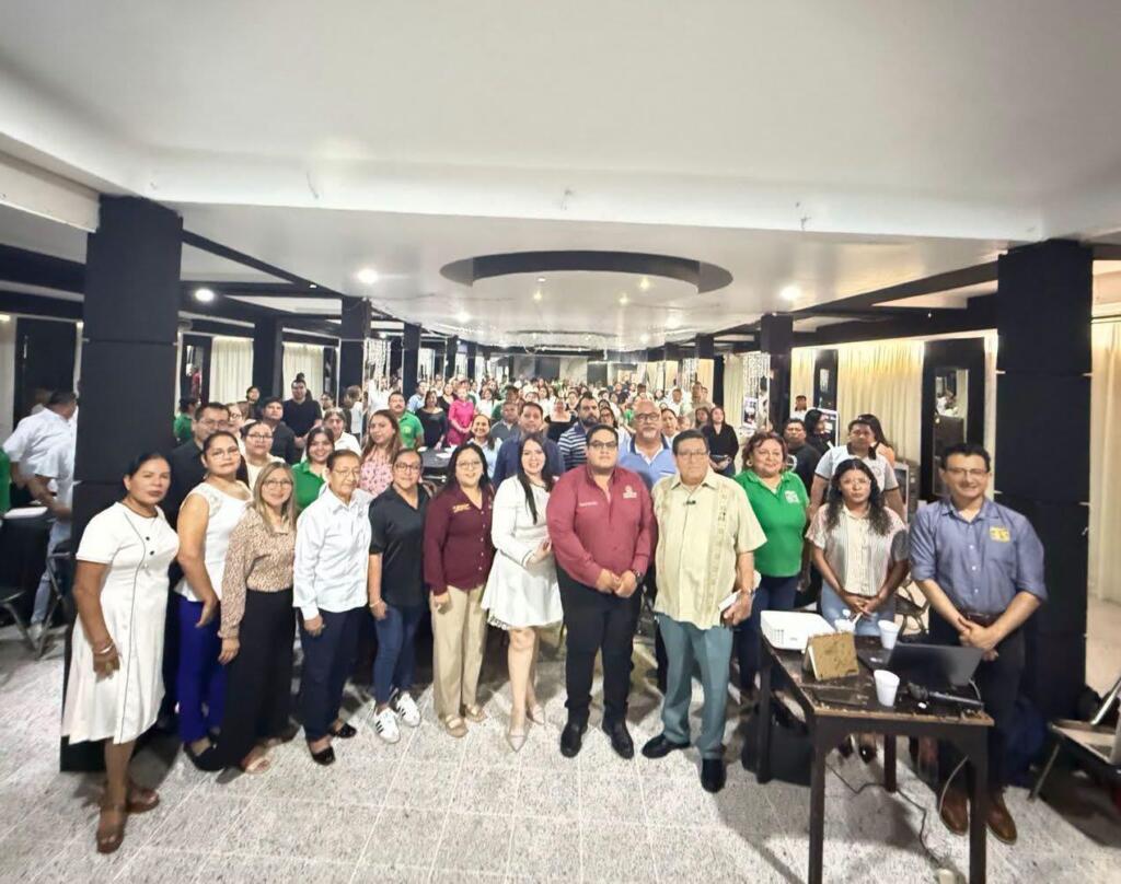 La educación se fortalece desde Minatitlán