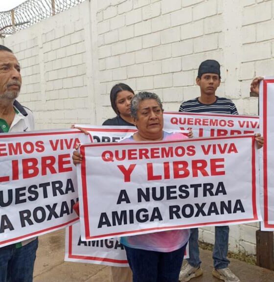 *” Jugaron con nuestros sentimientos”, señala madre de Roxana Berenice Guzmán, respecto a las páginas que publicaron que había sido localizada*