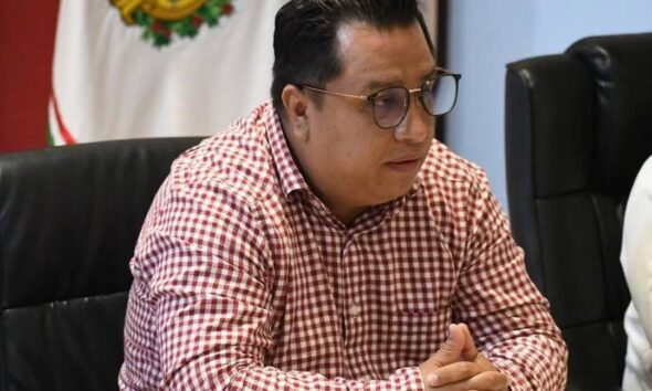 Nombran al yerno de la ex alcaldesa Carmen Medel como director general del Colegio de Estudios Científicos y Tecnológicos del Estado de Veracruz (CECYTEV)