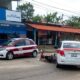 (+VÍDEO) Choque entre taxi y motocicleta deja a un hombre lesionado en la colonia 20 de Noviembre