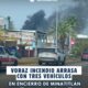 (+VIDEO) Voraz incendio arrasa con tres vehículos en encierro de Minatitlán
