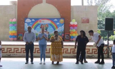 Niñas y niños disfrutan activación física durante «Mis Vacaciones en la Biblioteca»