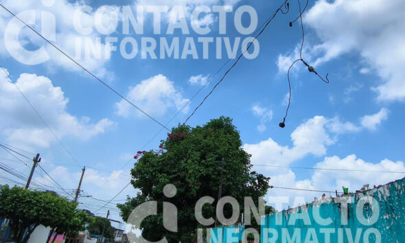 (+VIDEO) Más de cinco días sin luz y CFE no resuelve; familia denuncia abandono