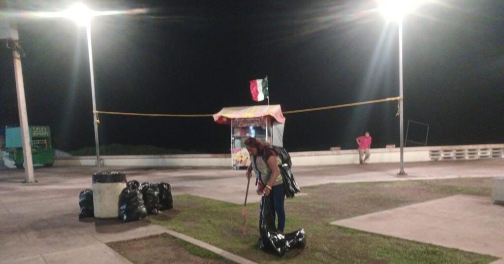 Llaman a evitar dejar basura en espacios públicos de Coatzacoalcos durante festejos de México durante el mundial