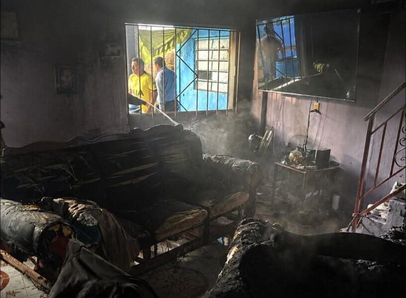 Explosión por acumulación de gas deja dos lesionados y daños en viviendas de Nanchital