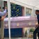 «Ya tengo un lugar donde llevarle flores»: madre de Roxana Guzmán agradece apoyo.