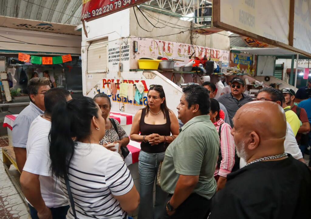 Refuerza Gobierno Municipal acciones sanitarias en el Mercado «5 de Febrero»