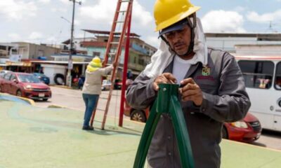 Realizan rehabilitación de luminarias en el Malecón Ribereño