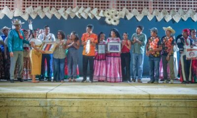 Familias de Cosoleacaque disfrutan del talento de la compañía de danza de San José Iturbide, Guanajuato