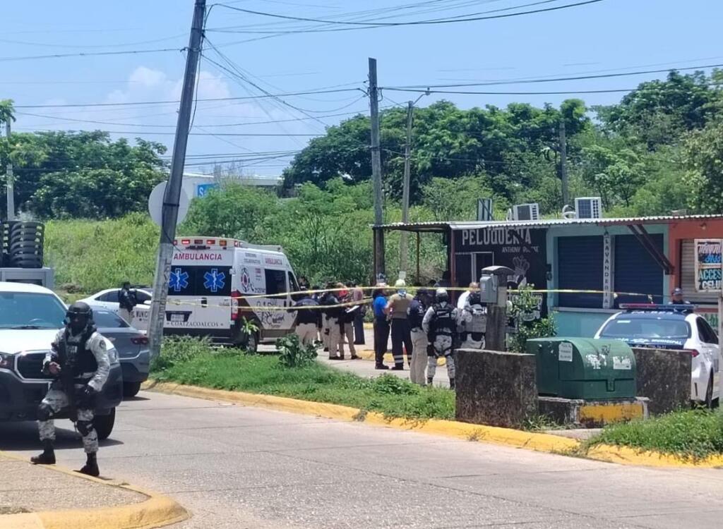Asesinan a balazos a peluquero dentro de su negocio en Coatzacoalcos