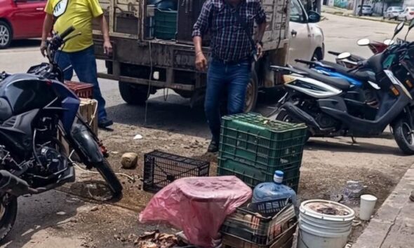 Inicia reordenamiento de comercios en calles de Minatitlán