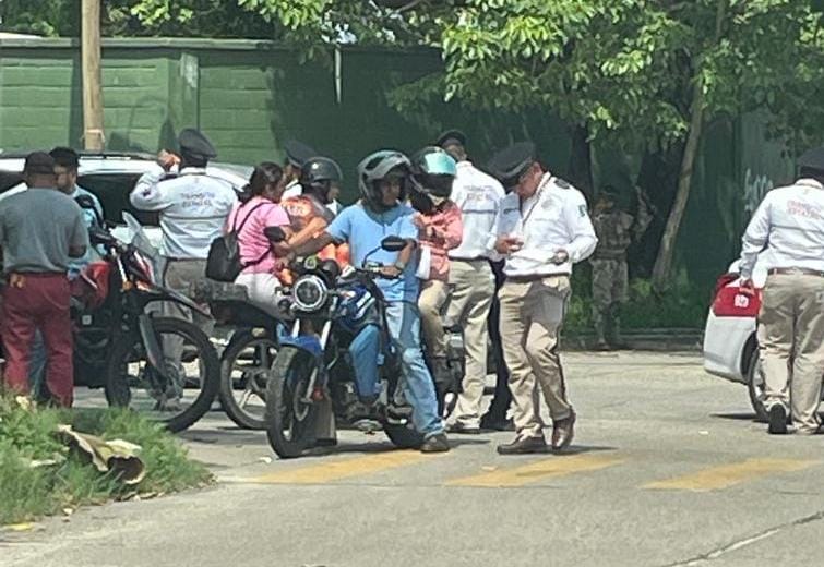 ¡Retén sorpresa en Minatitlán! Más de 20 motocicletas terminaron aseguradas; esto sabemos