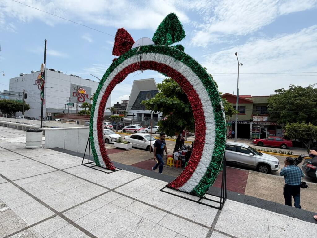 Coatzacoalcos se viste de fiesta para las celebraciones patrias