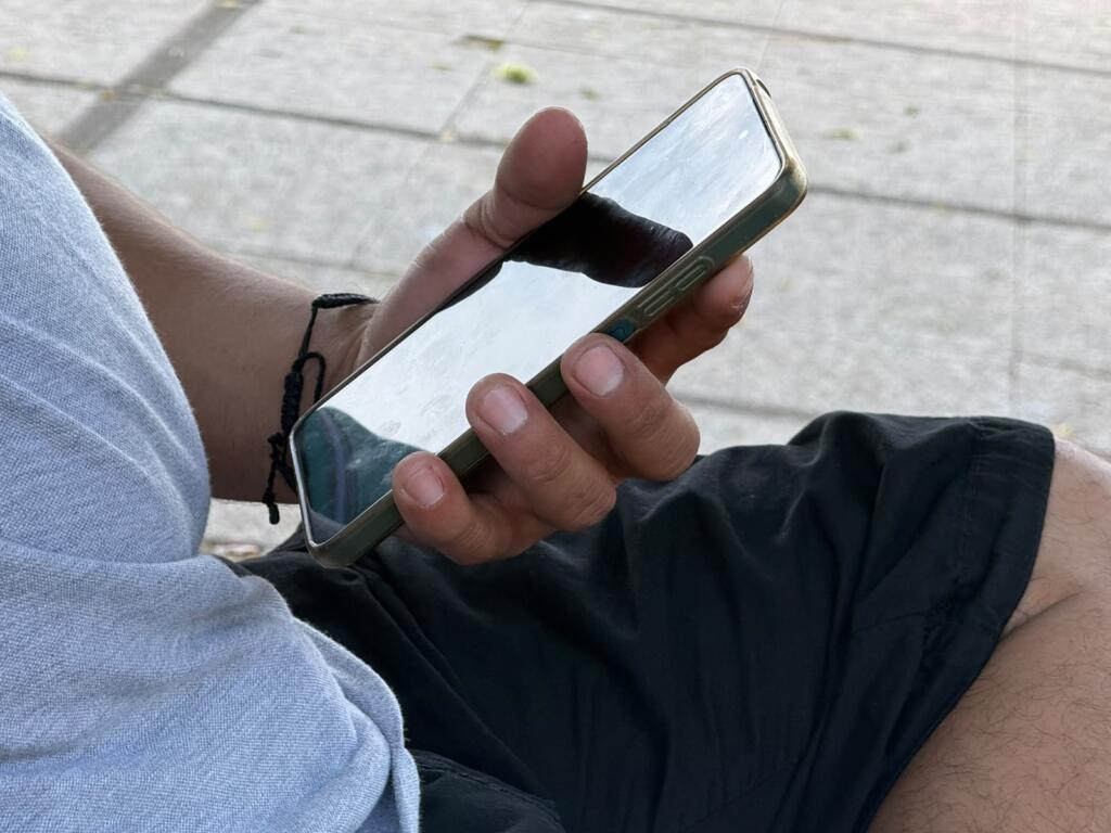 Aún hay resistencia en Coatzacoalcos a registrar líneas telefónicas