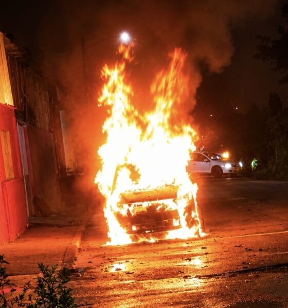 Taxi queda reducido por el fuego en la colonia Nuevo Palmar